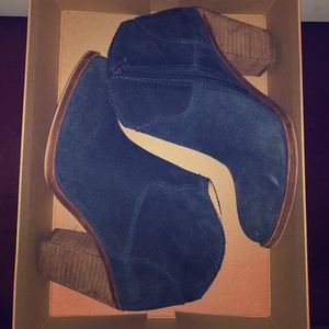 🔥 flash sale🔥Lucky Brand Eller western bootie